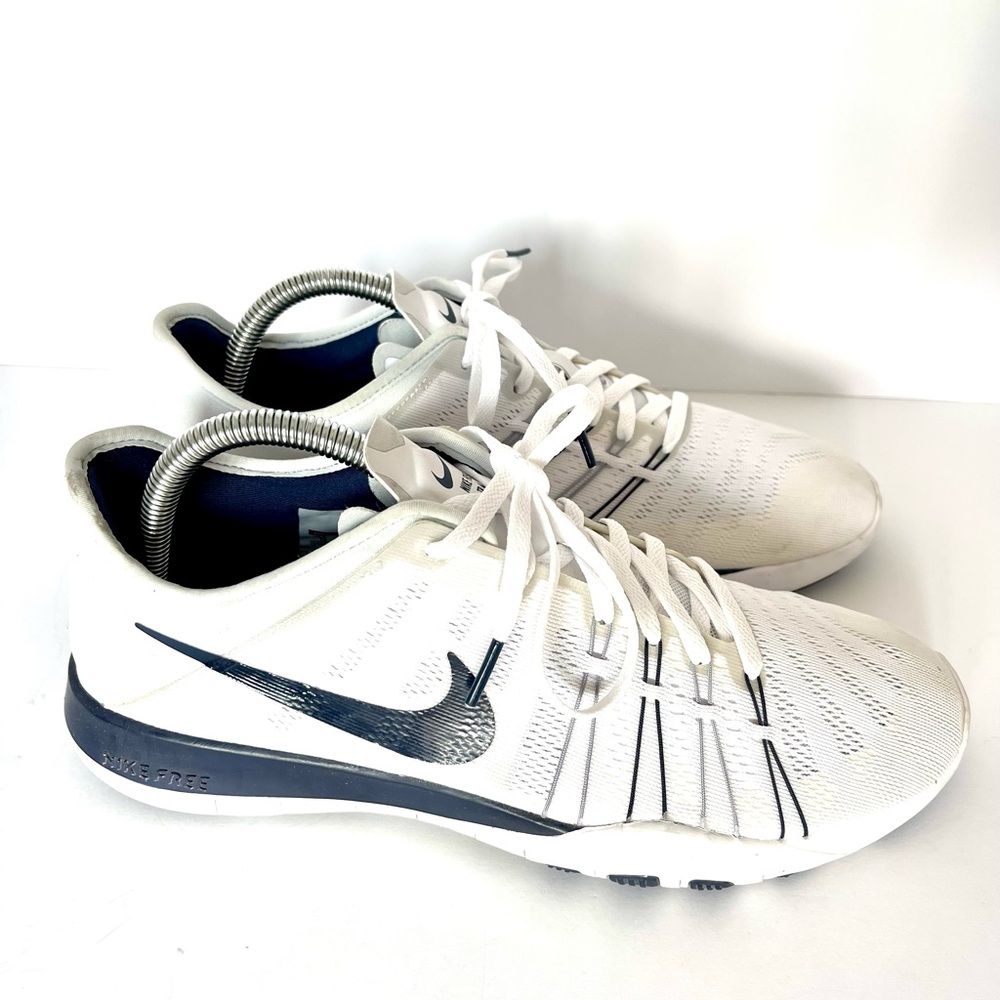Nike TR6 running shoes